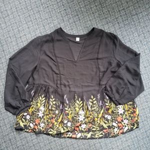 NWT long sleeve floral blouse